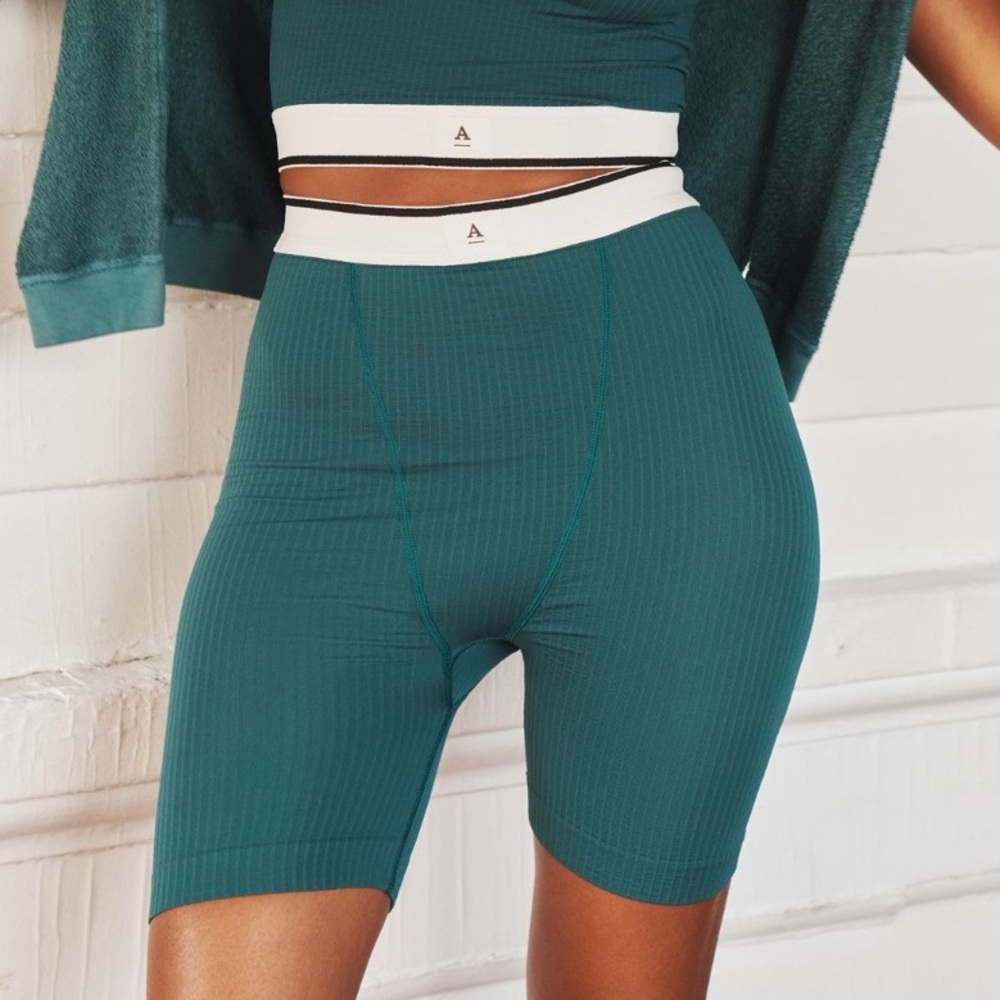 NWT Anthropologie The Reegan Seamless Ribbed Shorts Dark Turquoise Sz S/M